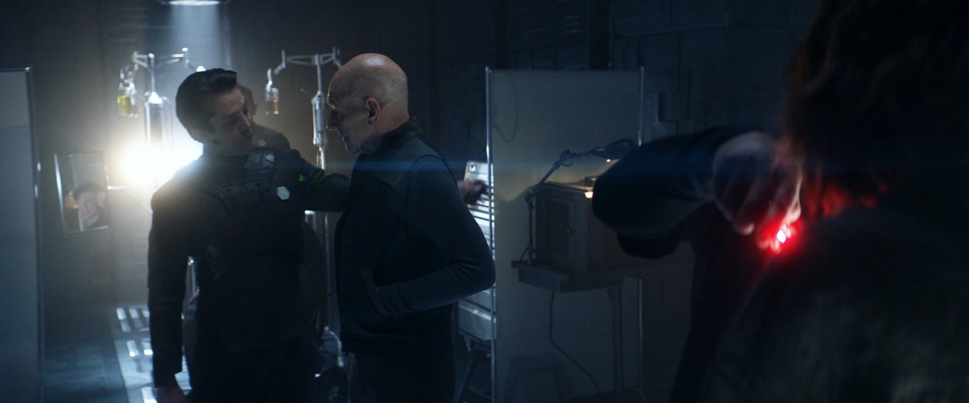 extant_StarTrek_PIC_1x06-TheImpossibleBox_04181.jpg