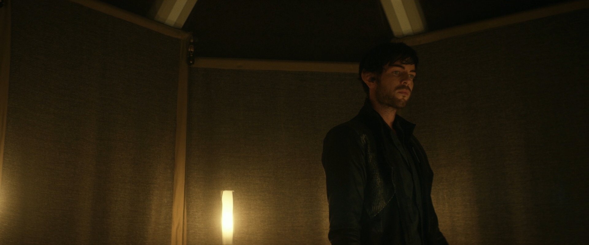extant_StarTrek_PIC_1x06-TheImpossibleBox_04414.jpg