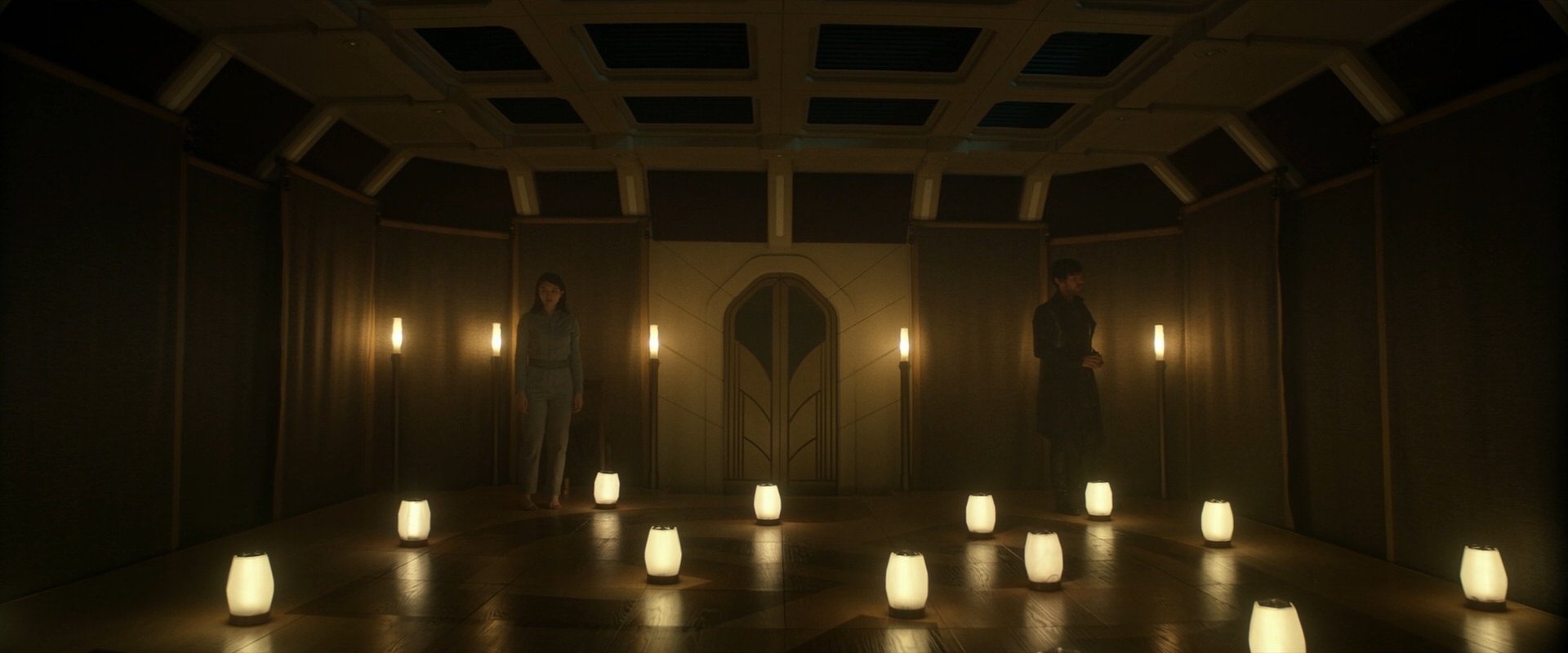 extant_StarTrek_PIC_1x06-TheImpossibleBox_04437.jpg