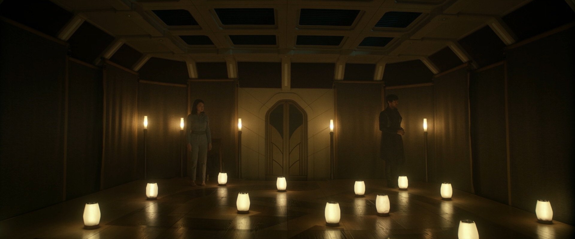 extant_StarTrek_PIC_1x06-TheImpossibleBox_04439.jpg