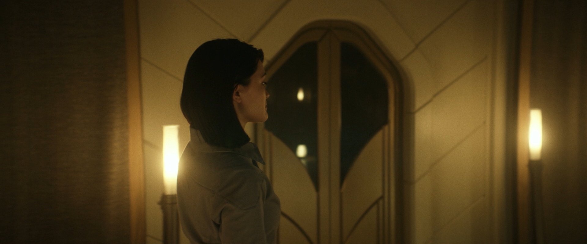 extant_StarTrek_PIC_1x06-TheImpossibleBox_04462.jpg