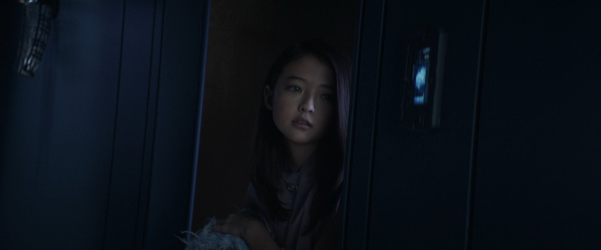 extant_StarTrek_PIC_1x06-TheImpossibleBox_04563.jpg