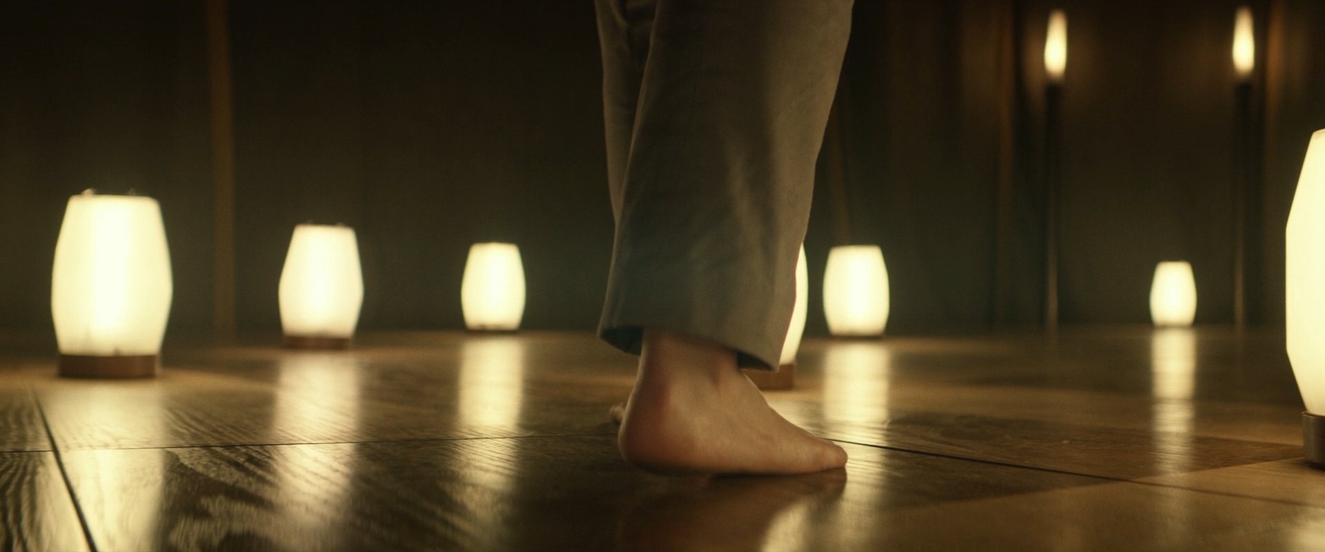 extant_StarTrek_PIC_1x06-TheImpossibleBox_04618.jpg