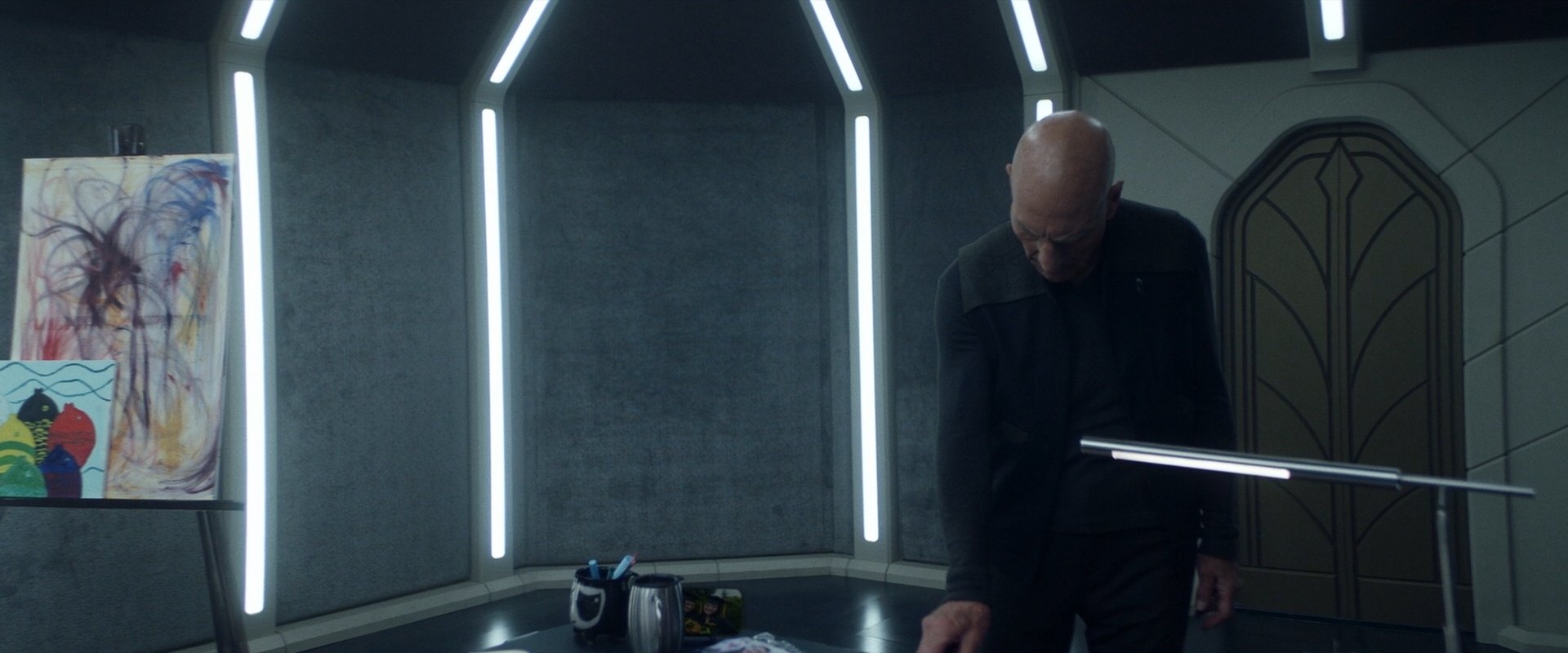 extant_StarTrek_PIC_1x06-TheImpossibleBox_04941.jpg