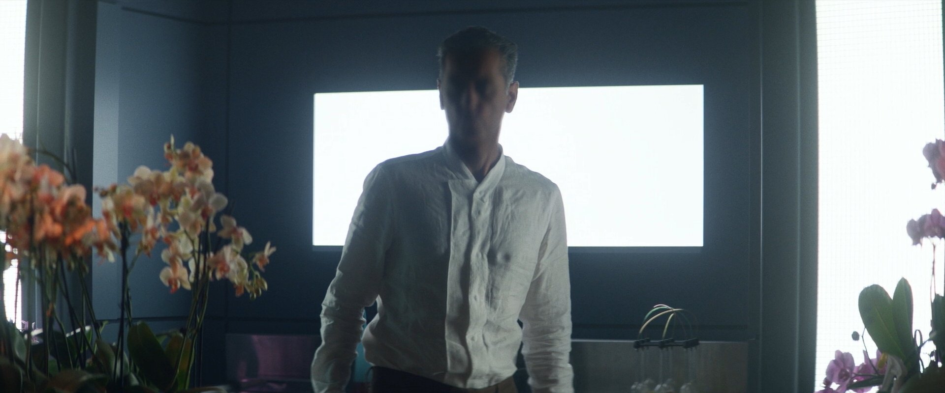 extant_StarTrek_PIC_1x06-TheImpossibleBox_05041.jpg