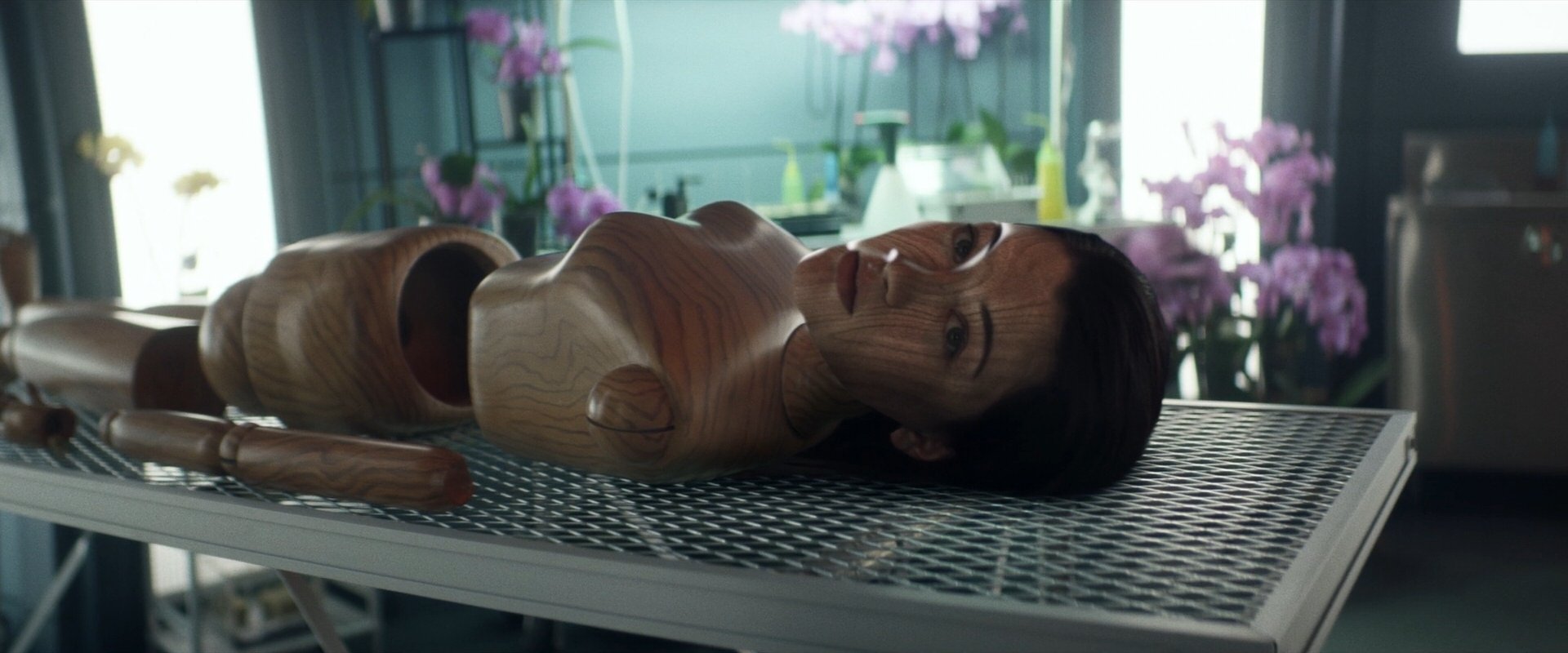 extant_StarTrek_PIC_1x06-TheImpossibleBox_05058.jpg