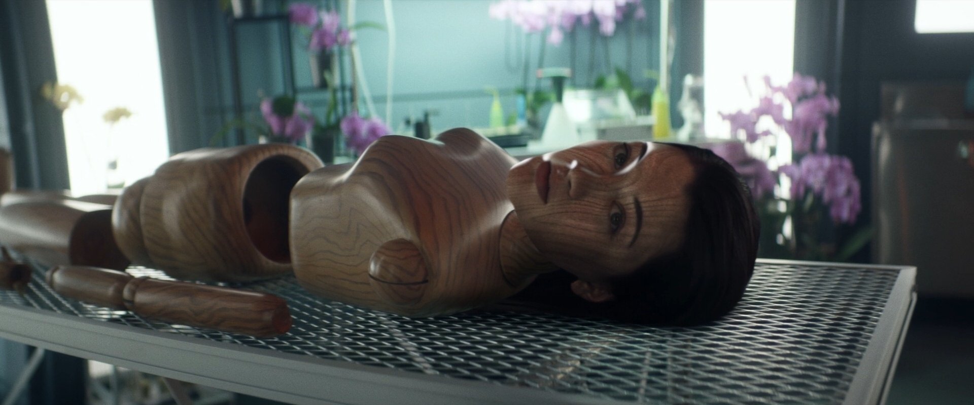 extant_StarTrek_PIC_1x06-TheImpossibleBox_05060.jpg