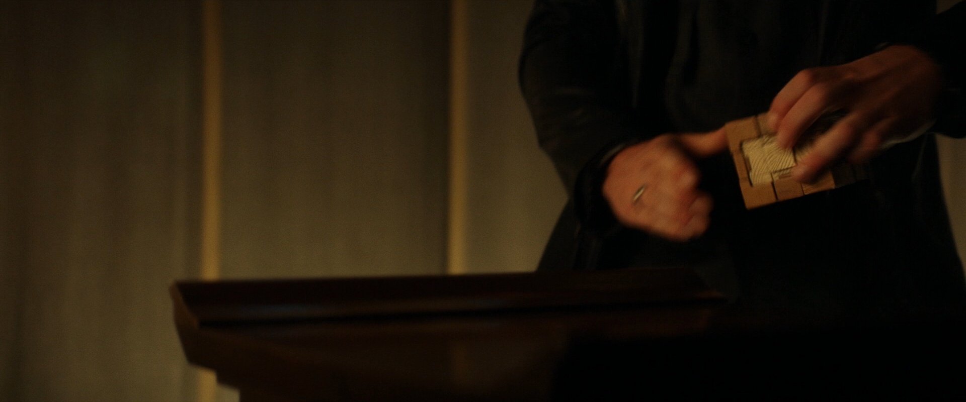 extant_StarTrek_PIC_1x06-TheImpossibleBox_05197.jpg