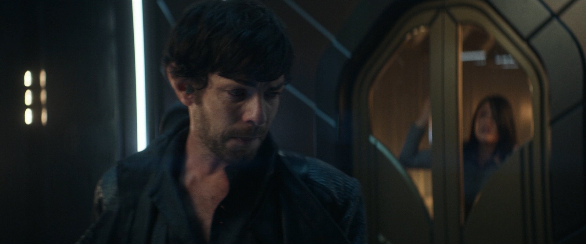 extant_StarTrek_PIC_1x06-TheImpossibleBox_05216.jpg