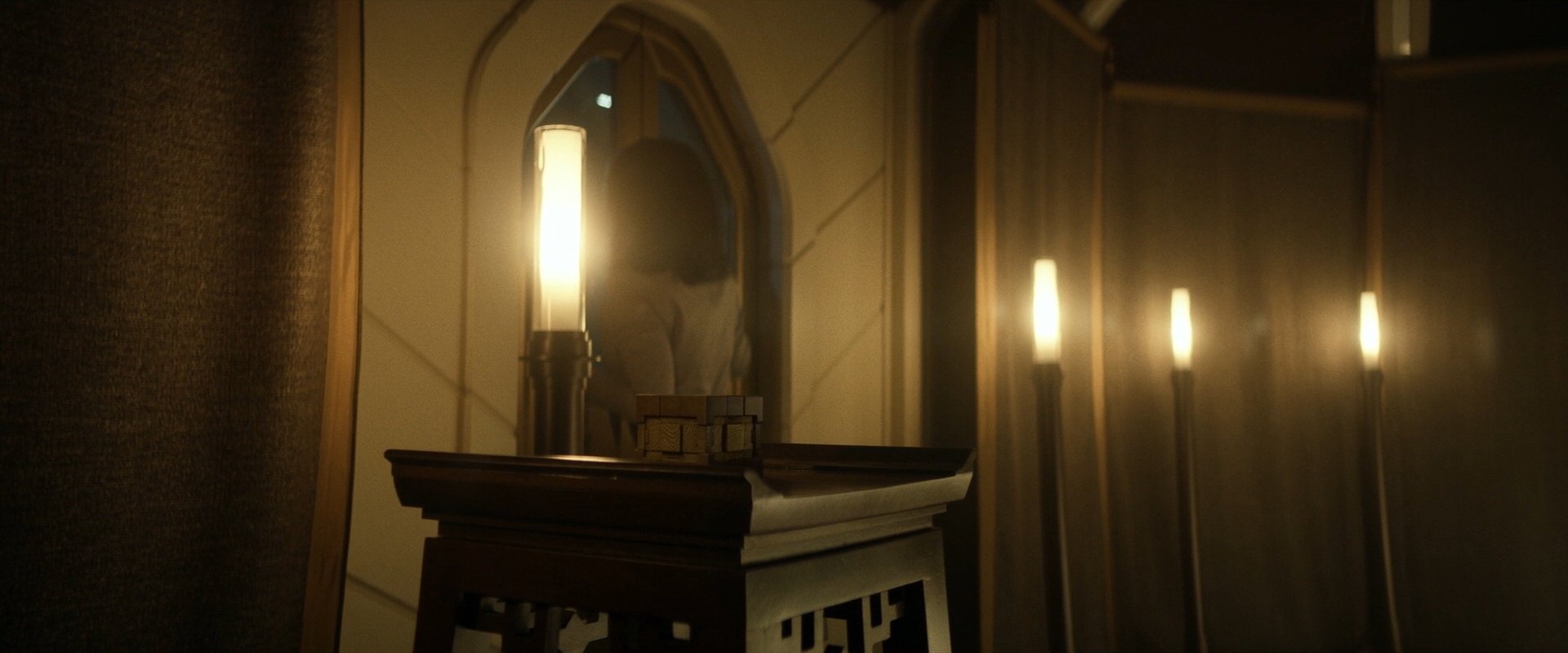 extant_StarTrek_PIC_1x06-TheImpossibleBox_05219.jpg