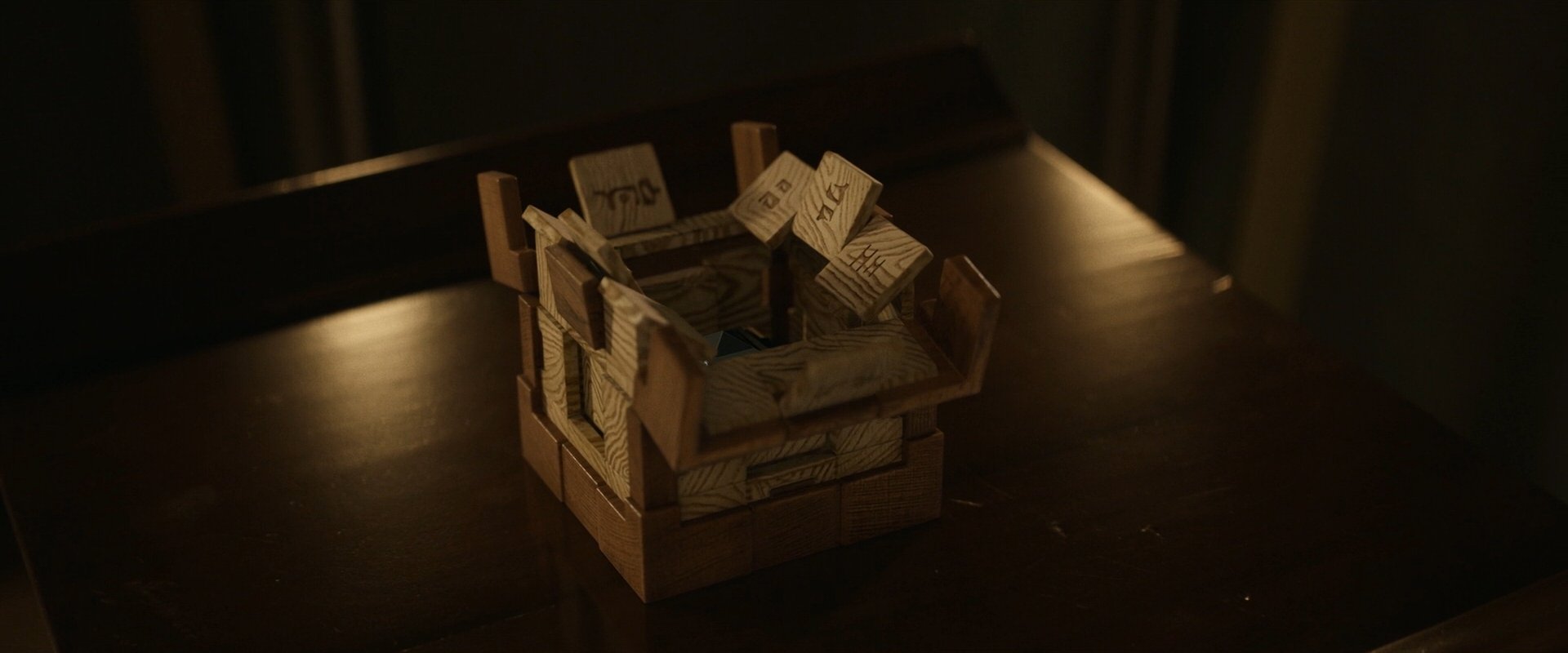 extant_StarTrek_PIC_1x06-TheImpossibleBox_05245.jpg