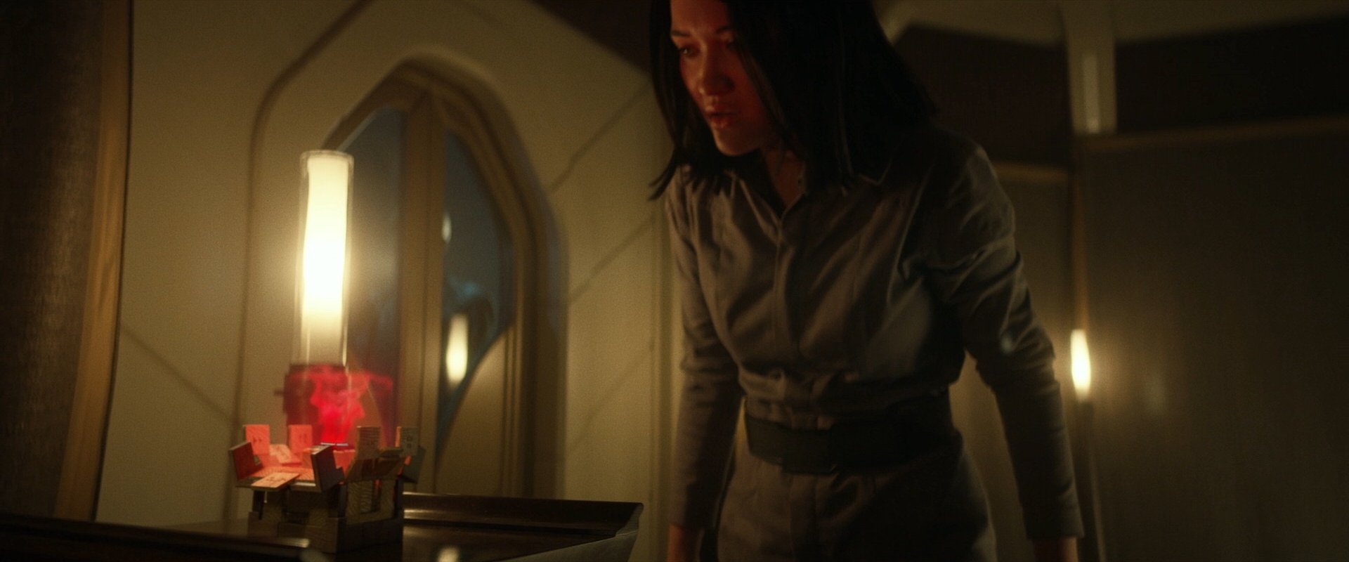 extant_StarTrek_PIC_1x06-TheImpossibleBox_05251.jpg