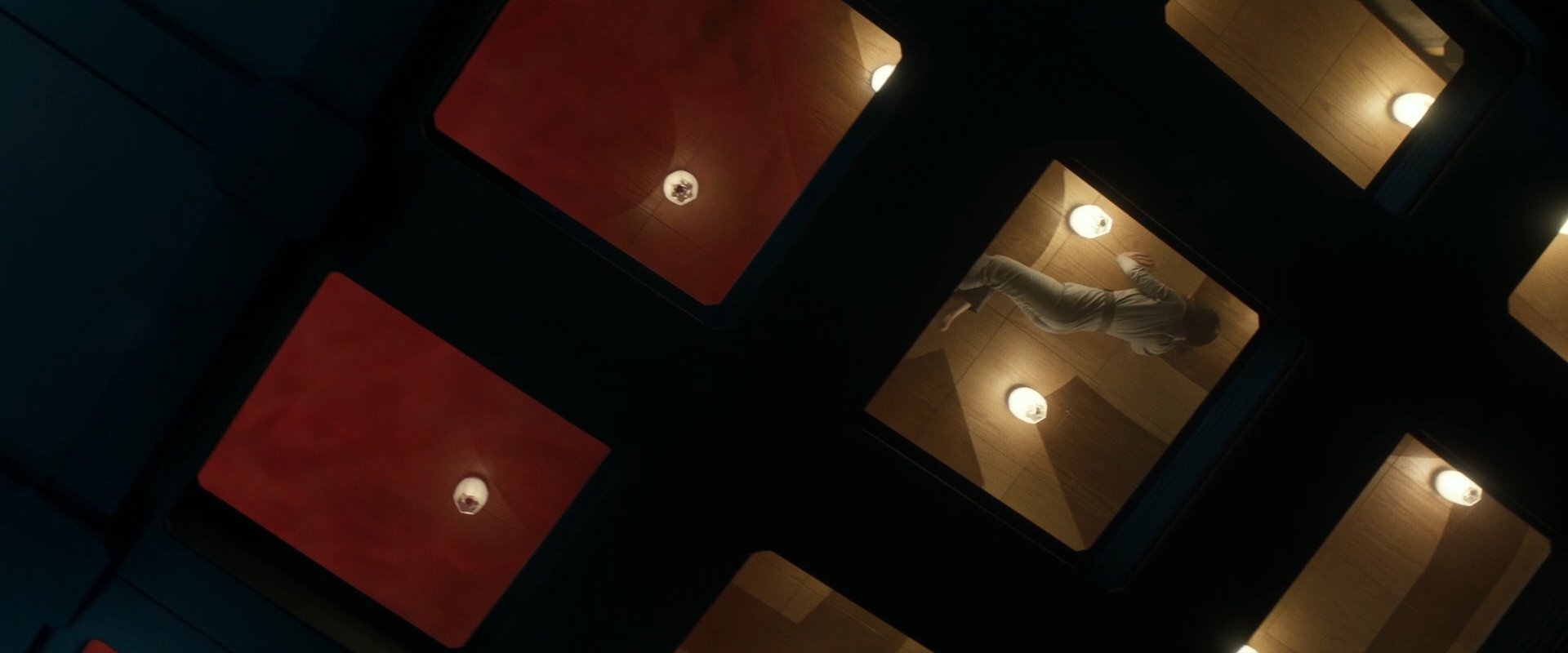 extant_StarTrek_PIC_1x06-TheImpossibleBox_05269.jpg