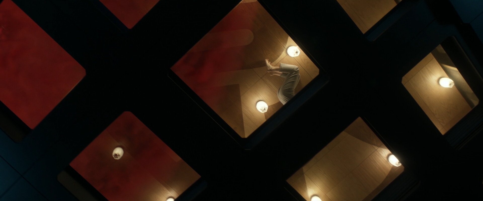 extant_StarTrek_PIC_1x06-TheImpossibleBox_05272.jpg
