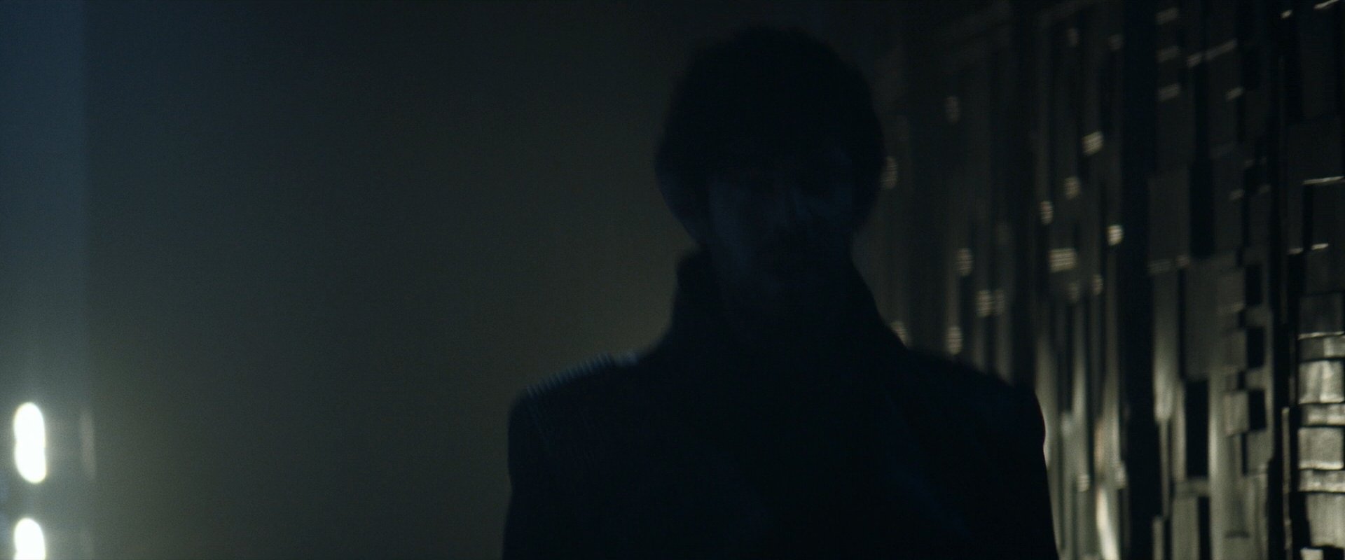 extant_StarTrek_PIC_1x06-TheImpossibleBox_05386.jpg