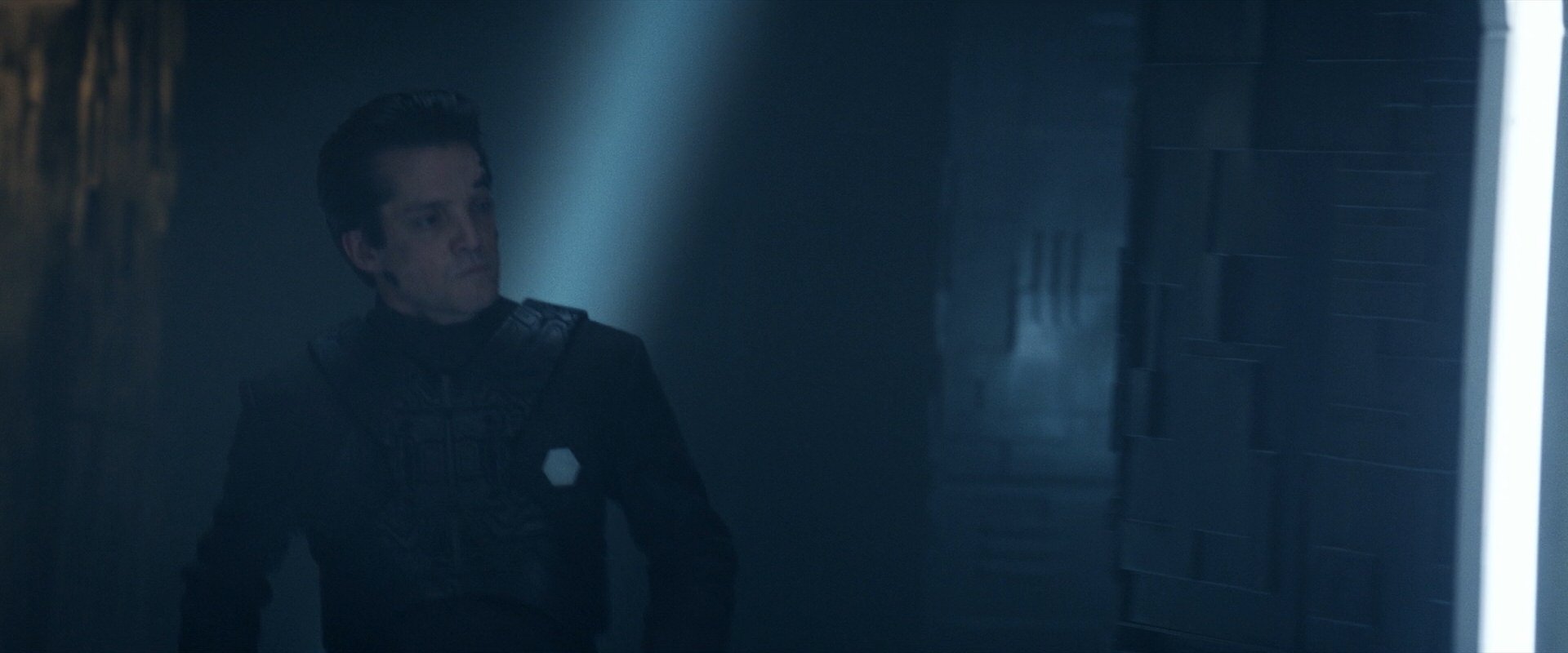 extant_StarTrek_PIC_1x06-TheImpossibleBox_05402.jpg