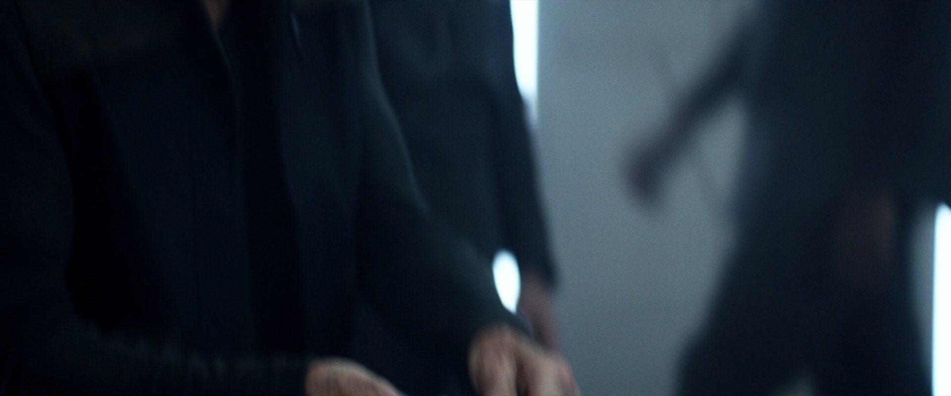 extant_StarTrek_PIC_1x06-TheImpossibleBox_05435.jpg