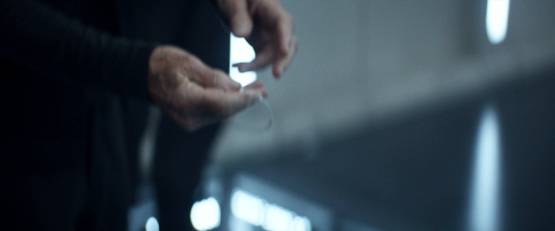 extant_StarTrek_PIC_1x06-TheImpossibleBox_05437.jpg