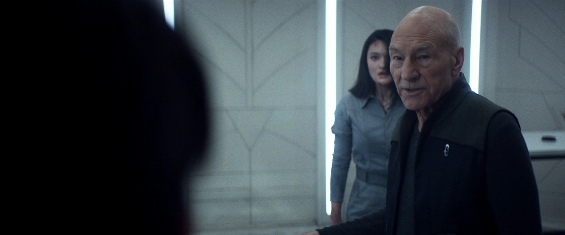 extant_StarTrek_PIC_1x06-TheImpossibleBox_05456.jpg