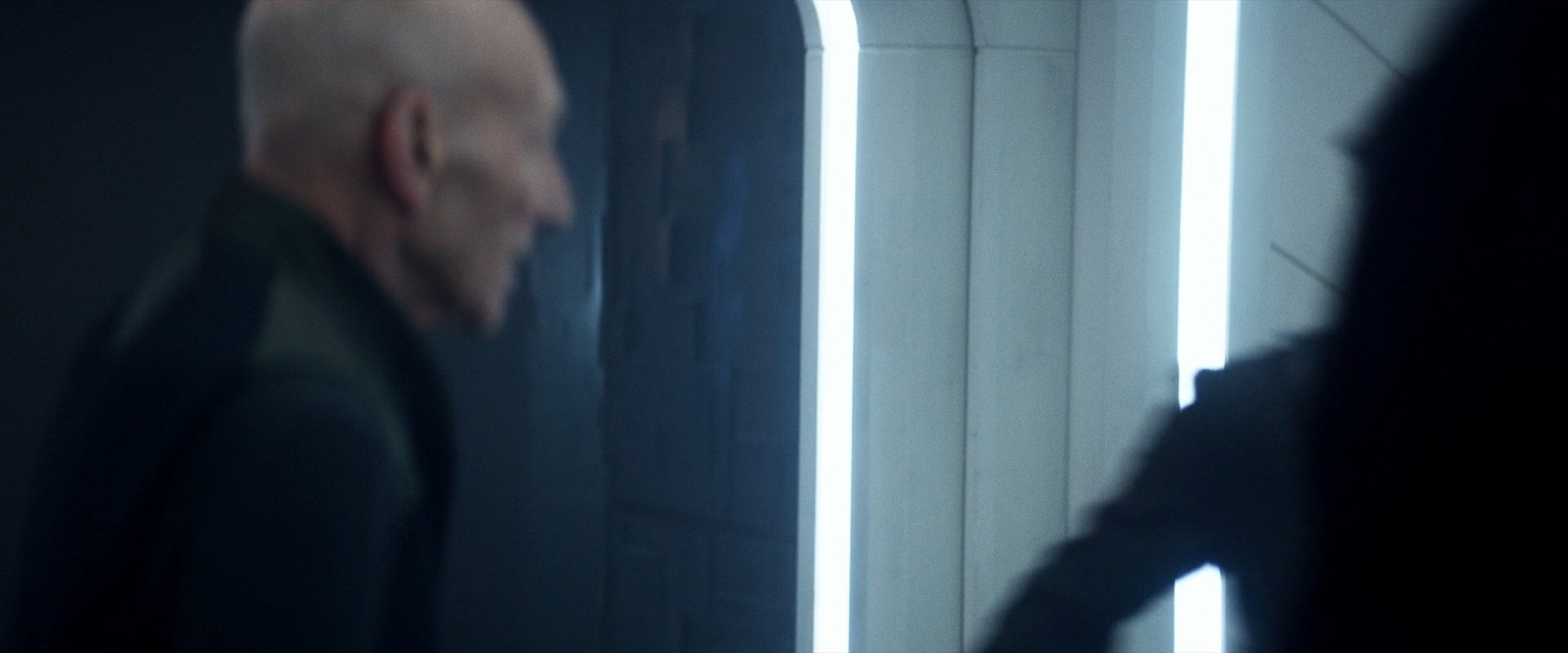 extant_StarTrek_PIC_1x06-TheImpossibleBox_05458.jpg
