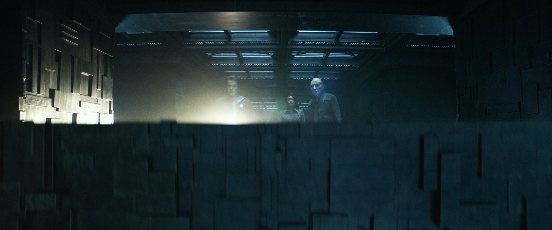 extant_StarTrek_PIC_1x06-TheImpossibleBox_05526.jpg