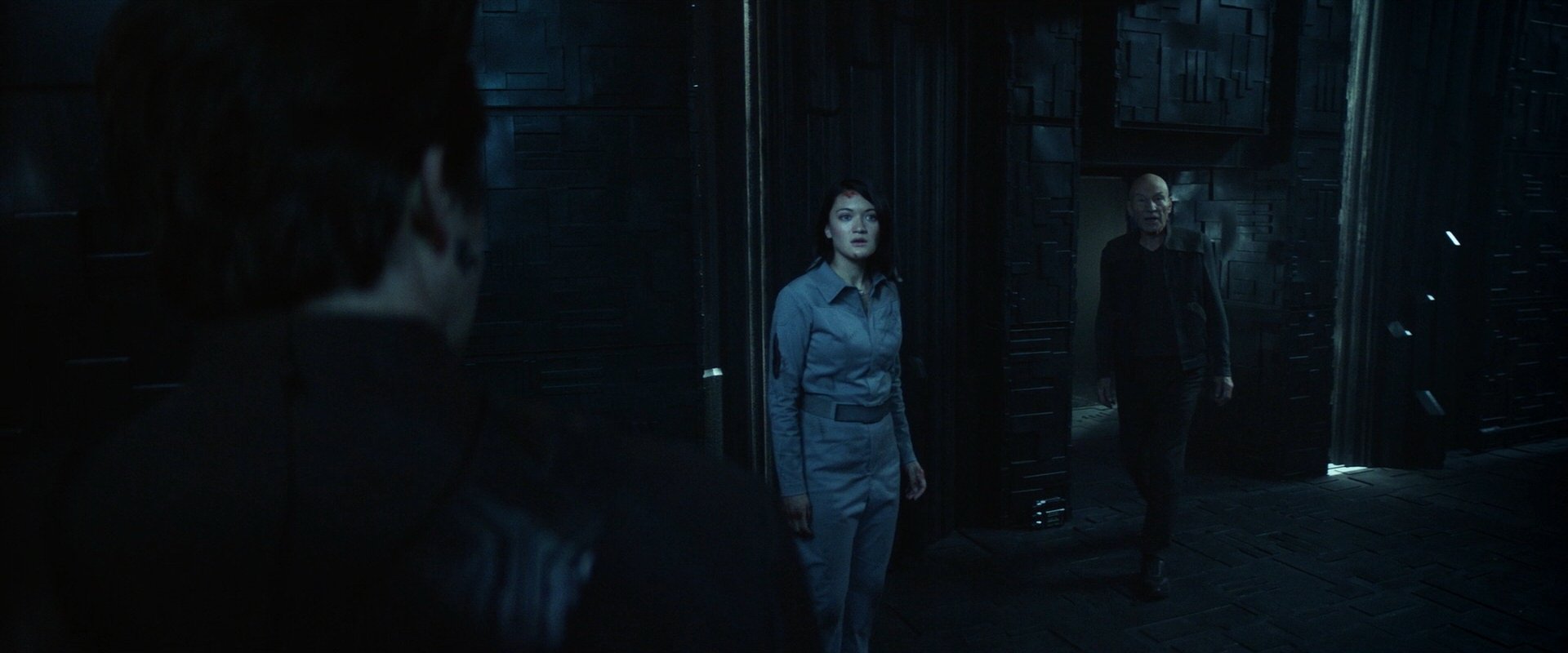 extant_StarTrek_PIC_1x06-TheImpossibleBox_05558.jpg