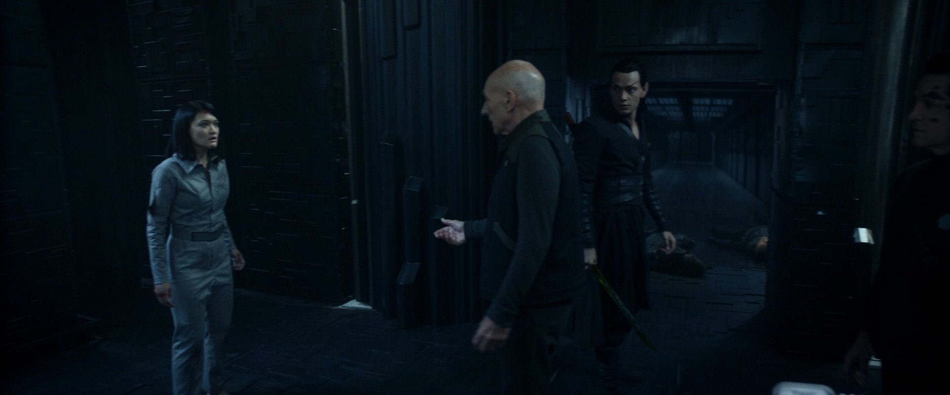 extant_StarTrek_PIC_1x06-TheImpossibleBox_05808.jpg