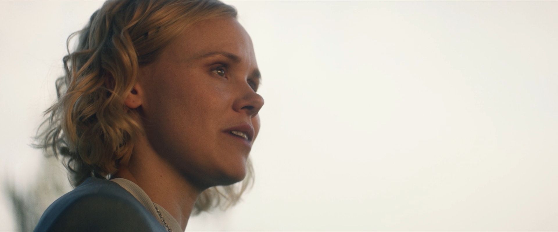 extant_StarTrek_PIC_1x07-Nepenthe_00412.jpg