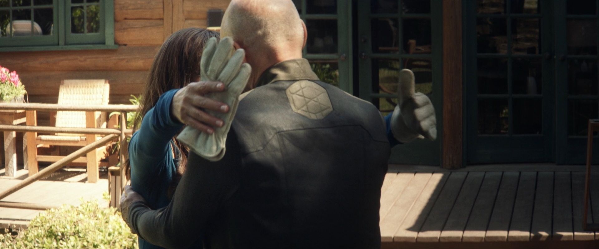 extant_StarTrek_PIC_1x07-Nepenthe_01817.jpg