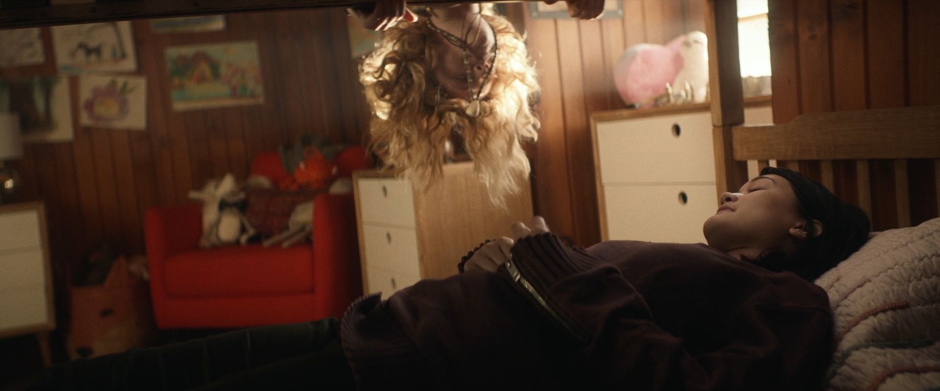 extant_StarTrek_PIC_1x07-Nepenthe_02413.jpg