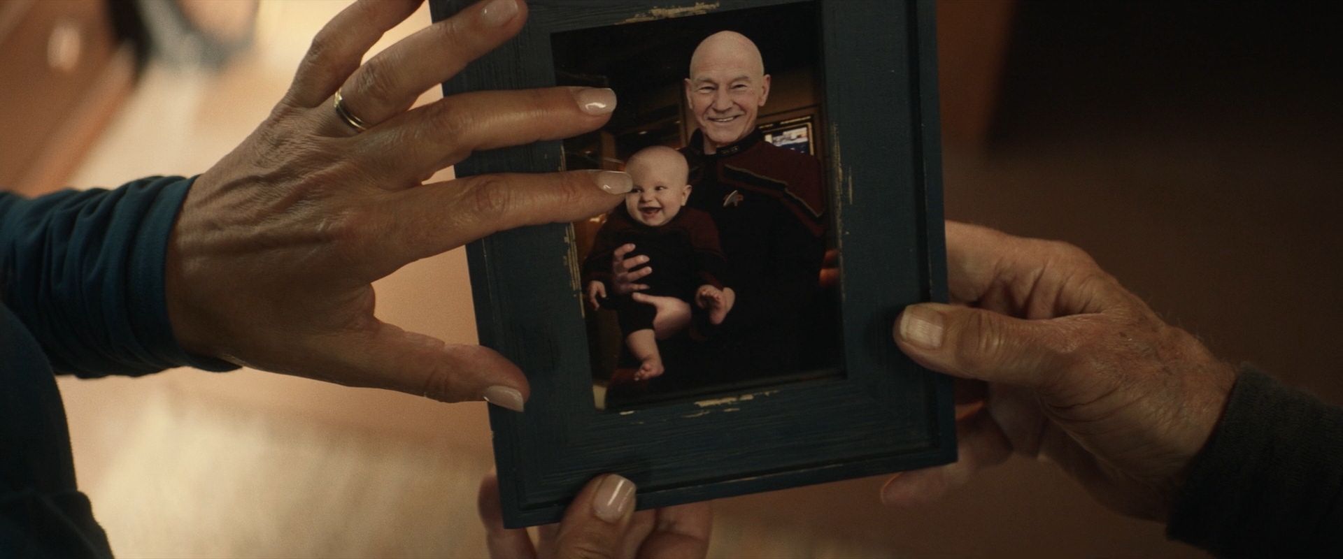 extant_StarTrek_PIC_1x07-Nepenthe_02573.jpg