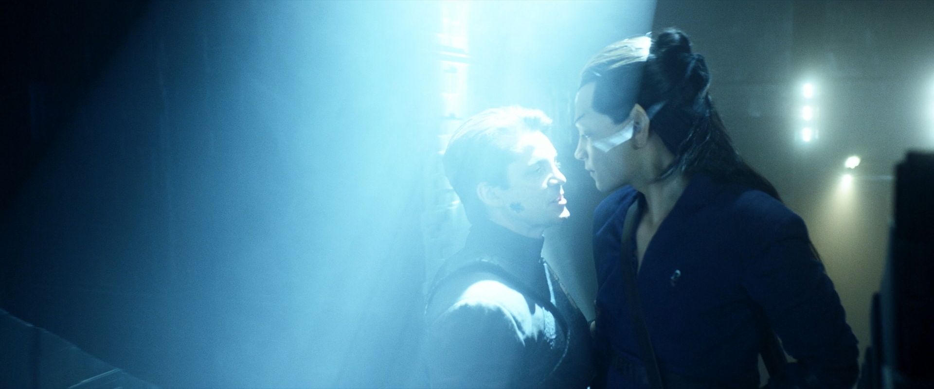 extant_StarTrek_PIC_1x07-Nepenthe_04144.jpg