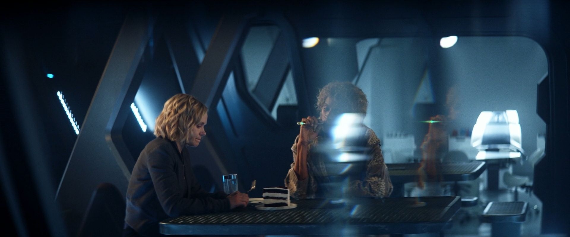 extant_StarTrek_PIC_1x07-Nepenthe_04429.jpg