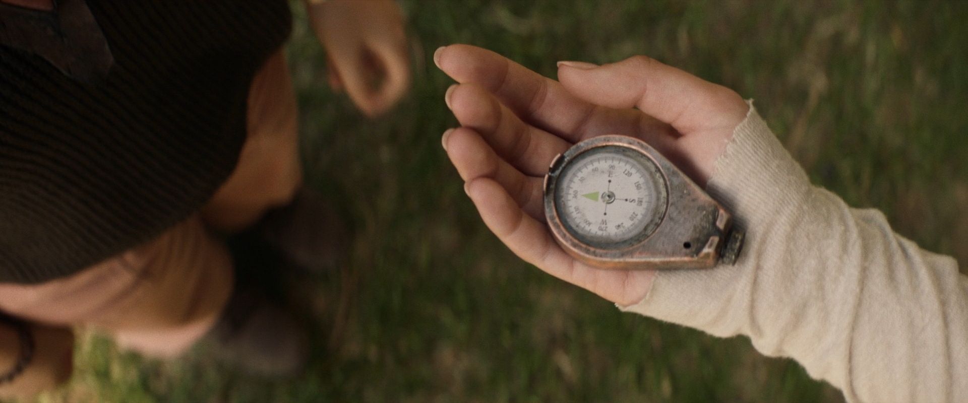extant_StarTrek_PIC_1x07-Nepenthe_06251.jpg
