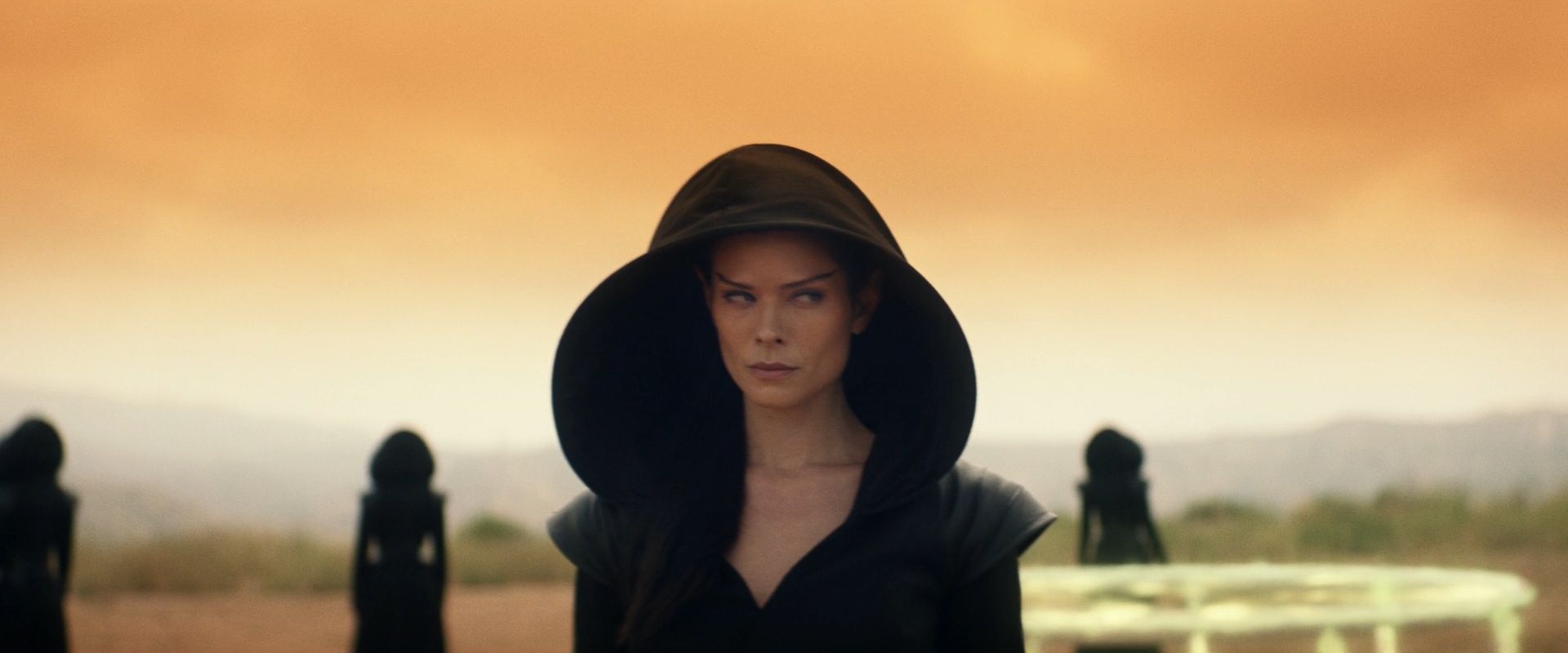 extant_StarTrek_PIC_1x08-BrokenPieces_00287.jpg