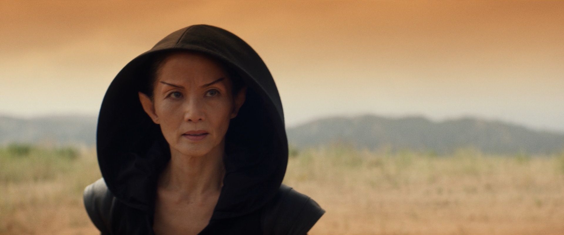 extant_StarTrek_PIC_1x08-BrokenPieces_00311.jpg