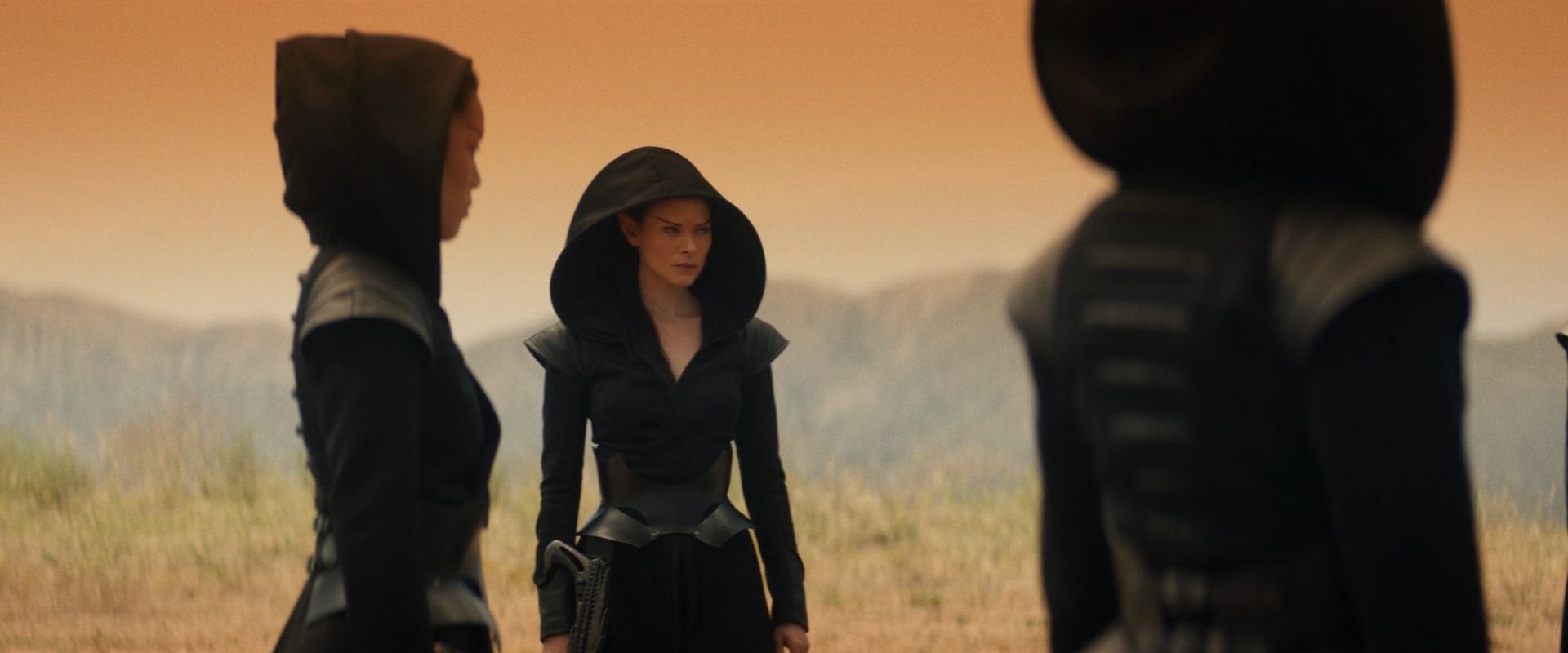extant_StarTrek_PIC_1x08-BrokenPieces_00338.jpg