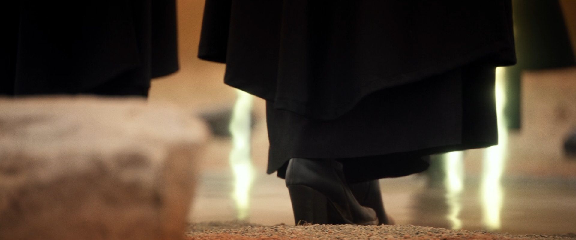 extant_StarTrek_PIC_1x08-BrokenPieces_00365.jpg