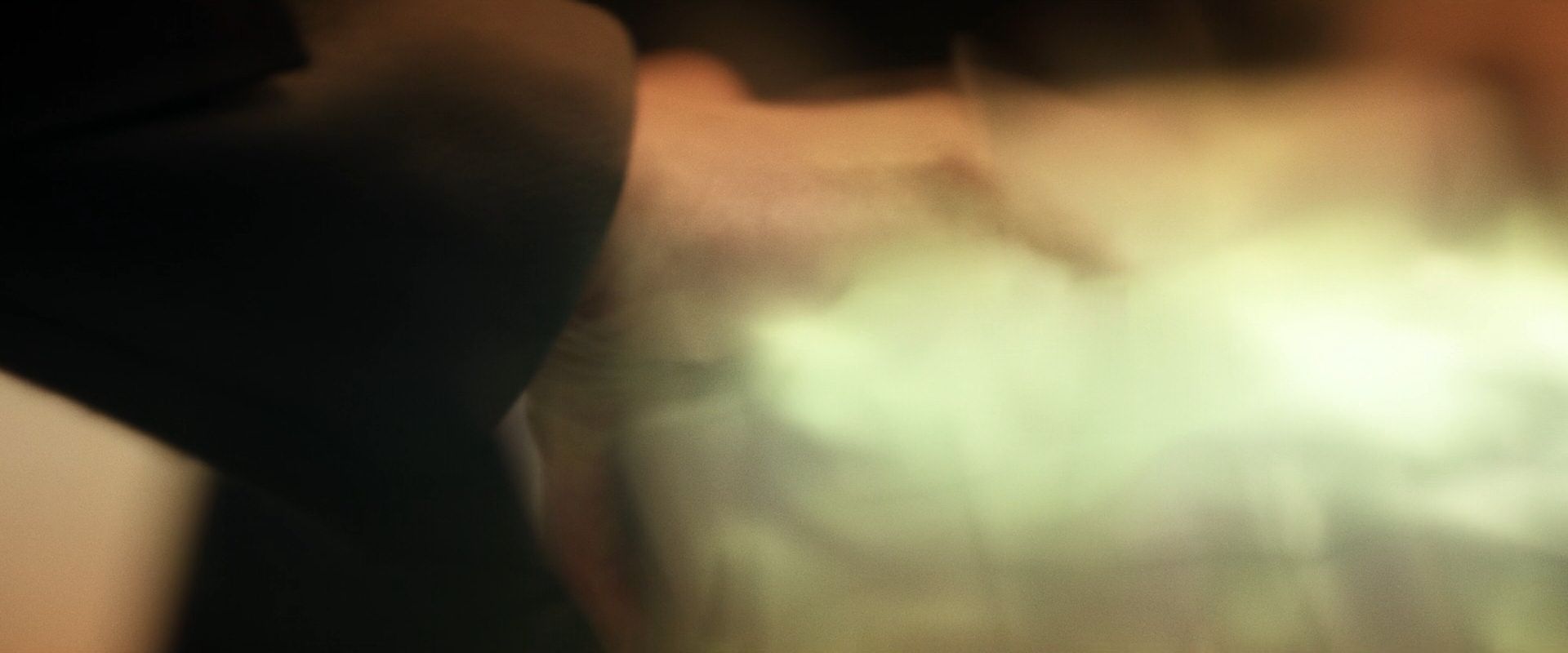 extant_StarTrek_PIC_1x08-BrokenPieces_00392.jpg