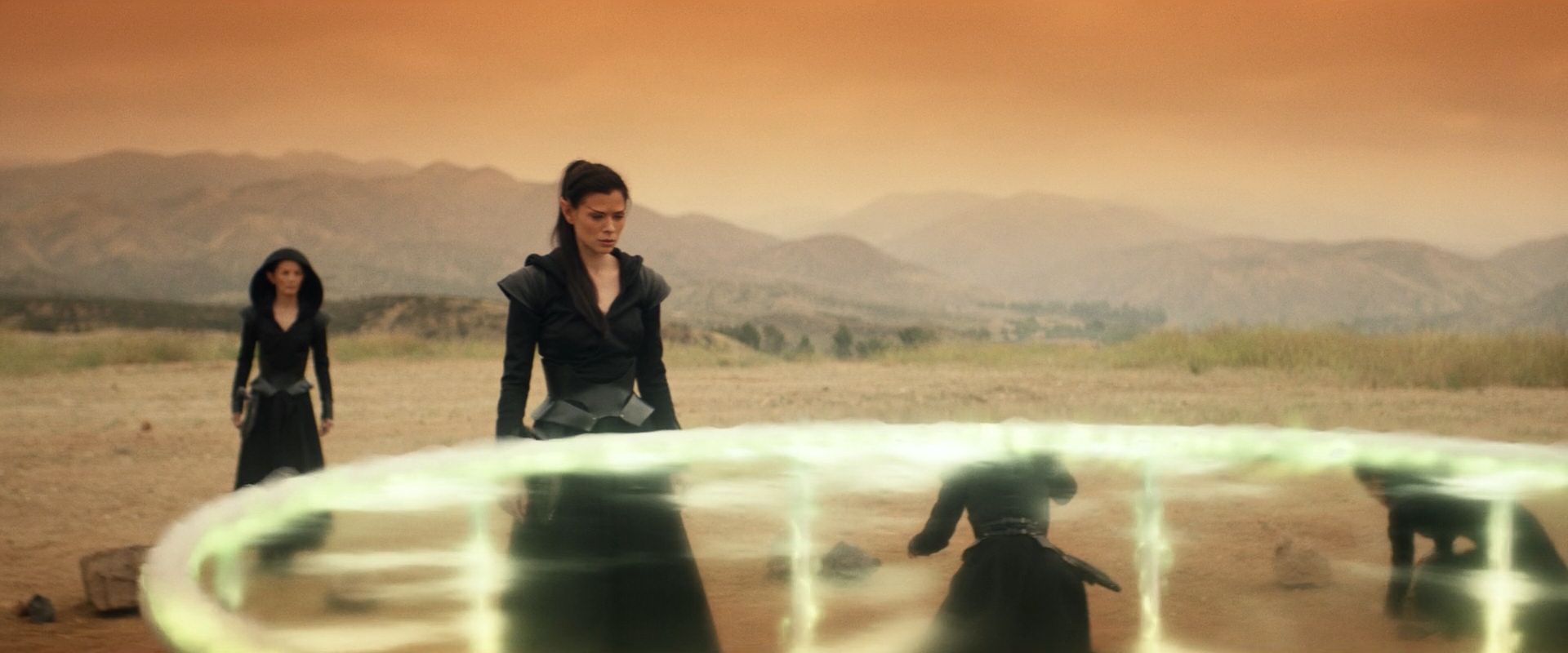 extant_StarTrek_PIC_1x08-BrokenPieces_00425.jpg