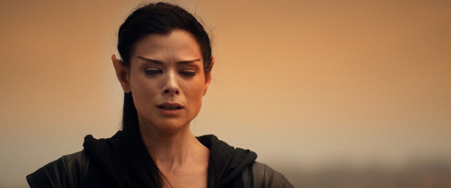 extant_StarTrek_PIC_1x08-BrokenPieces_00436.jpg