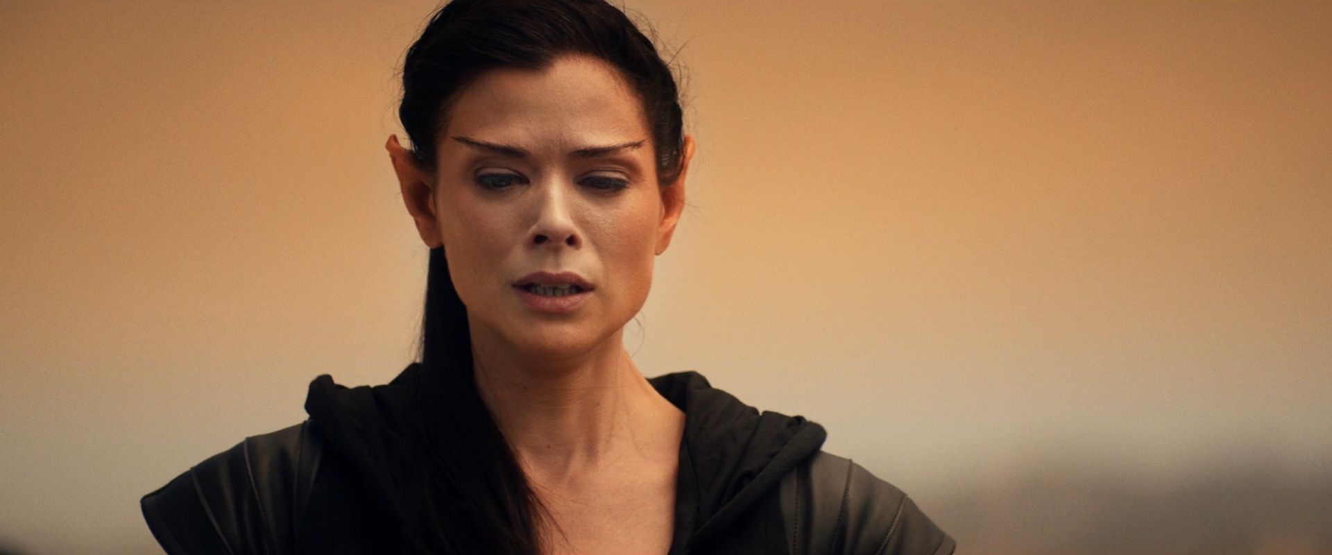 extant_StarTrek_PIC_1x08-BrokenPieces_00440.jpg