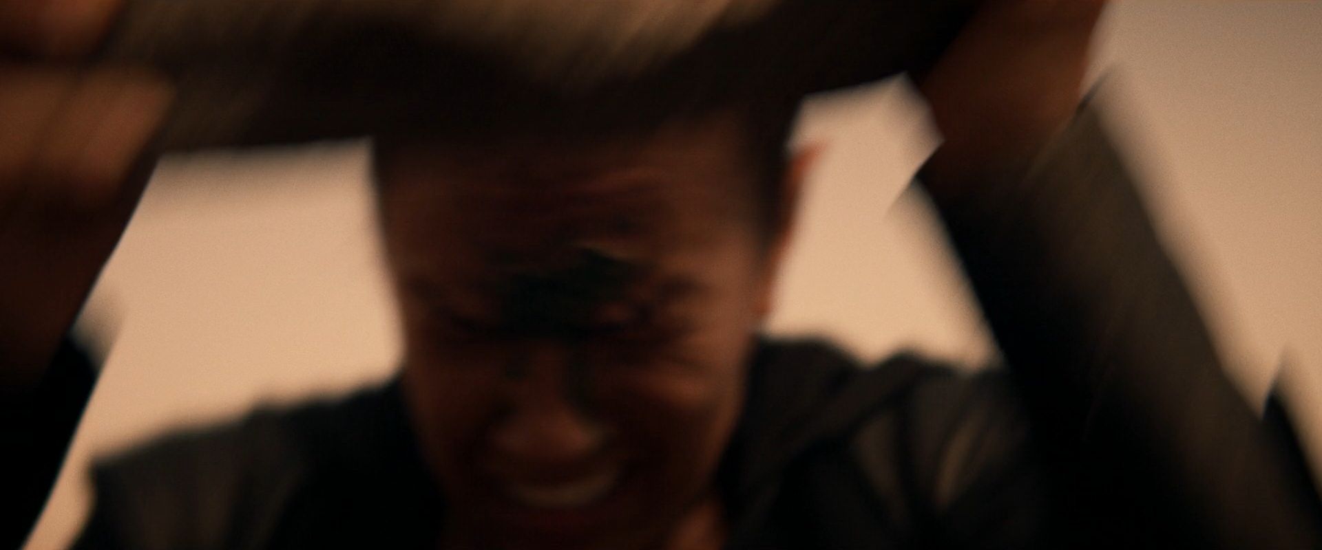 extant_StarTrek_PIC_1x08-BrokenPieces_00445.jpg