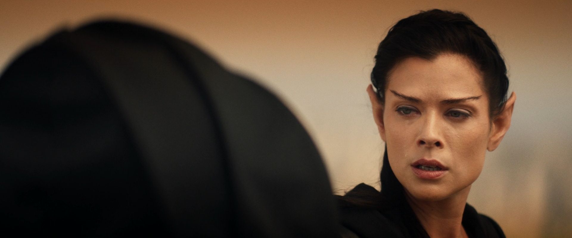 extant_StarTrek_PIC_1x08-BrokenPieces_00481.jpg