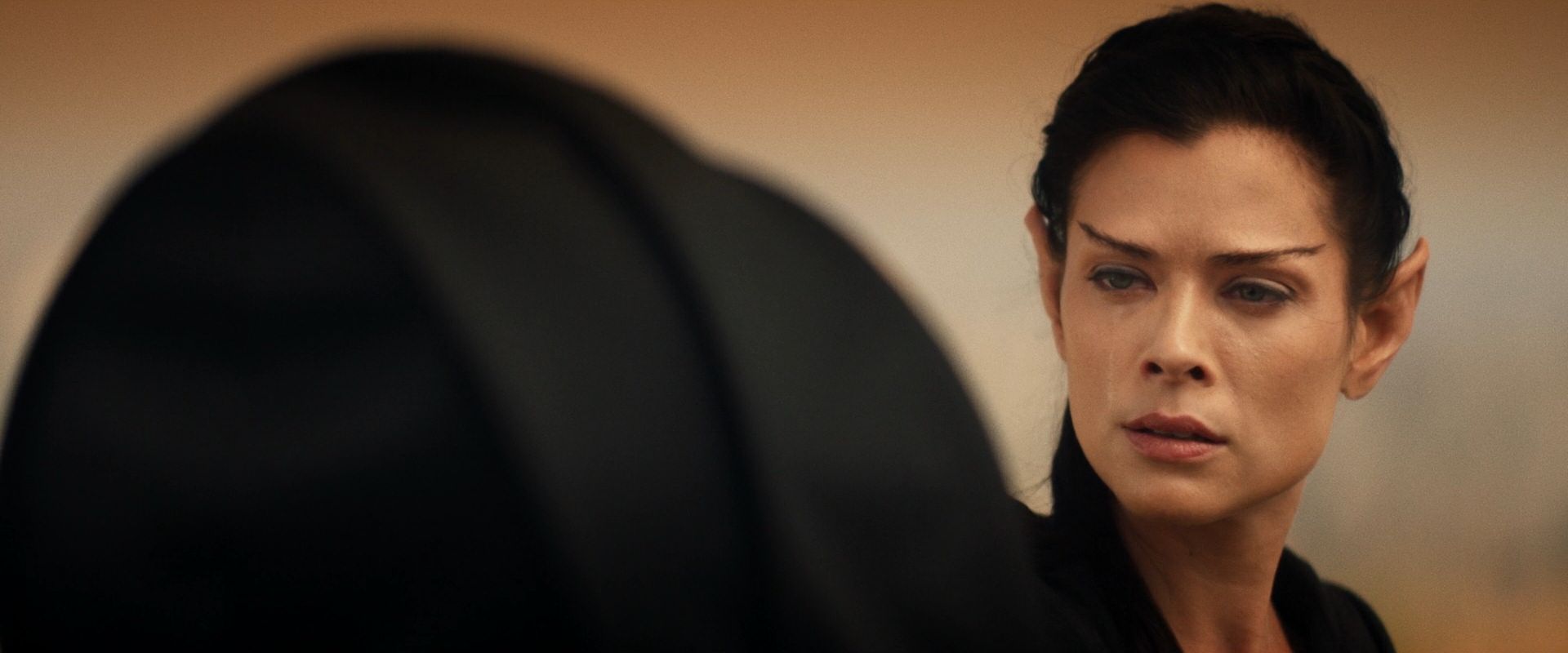 extant_StarTrek_PIC_1x08-BrokenPieces_00486.jpg