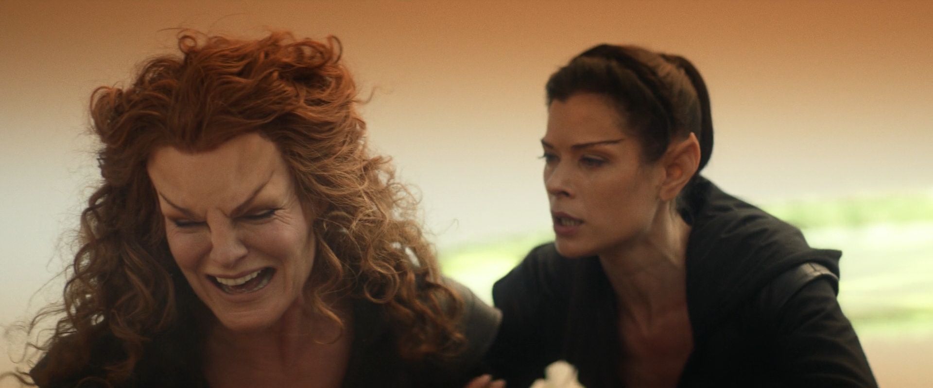 extant_StarTrek_PIC_1x08-BrokenPieces_00511.jpg