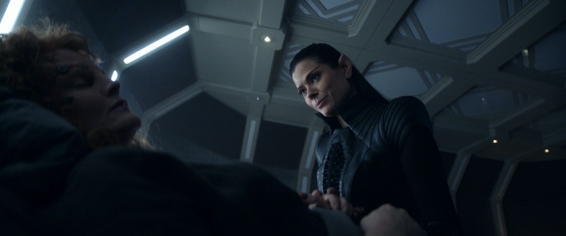 extant_StarTrek_PIC_1x08-BrokenPieces_00575.jpg