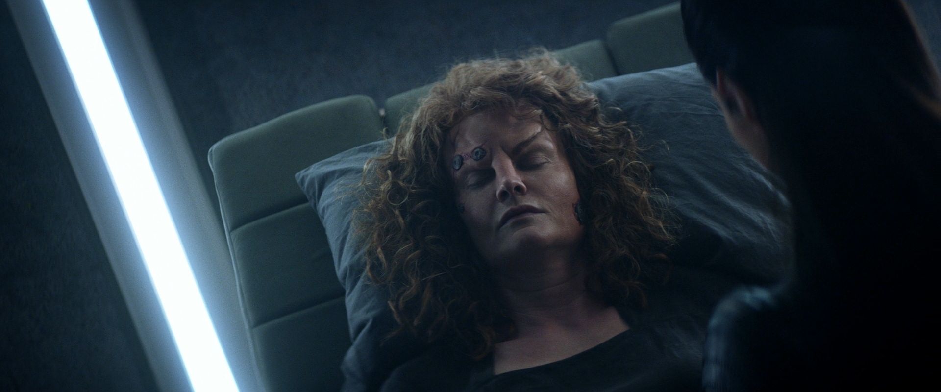 extant_StarTrek_PIC_1x08-BrokenPieces_00594.jpg