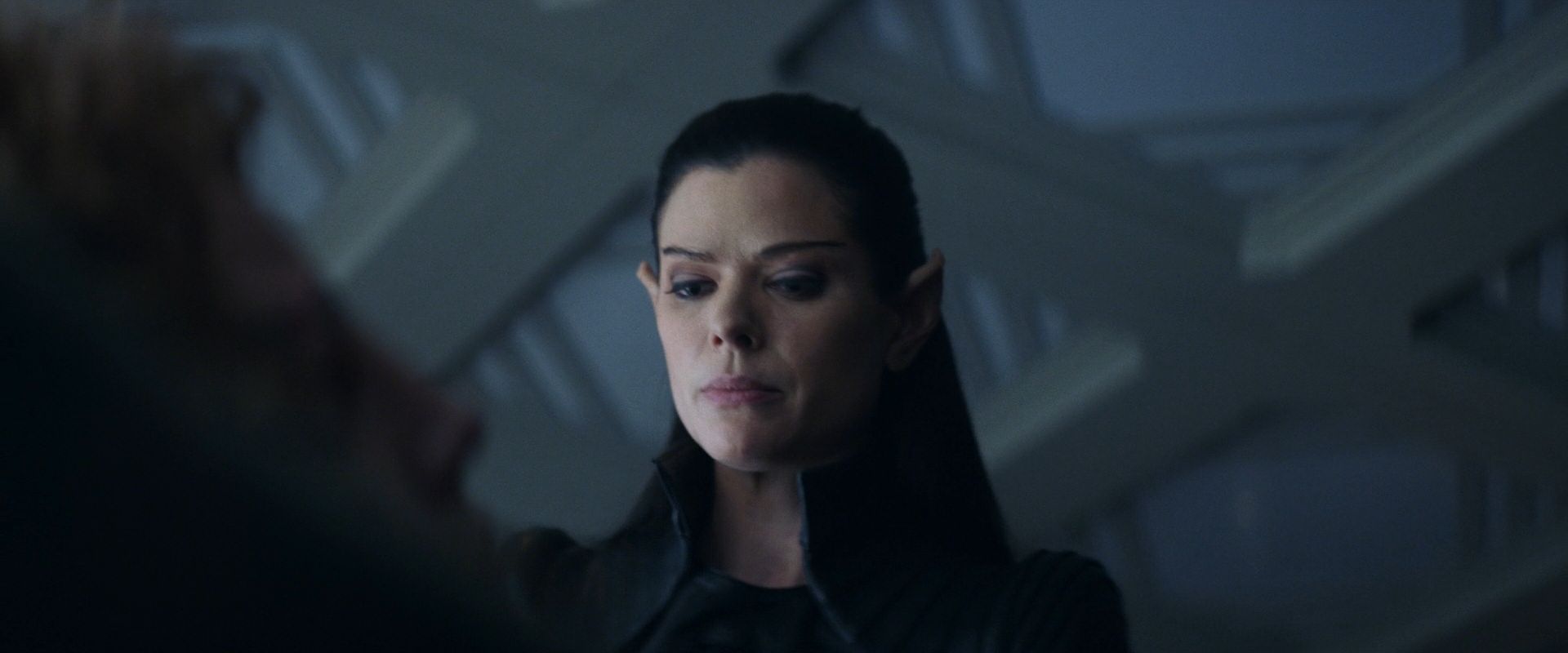 extant_StarTrek_PIC_1x08-BrokenPieces_00605.jpg