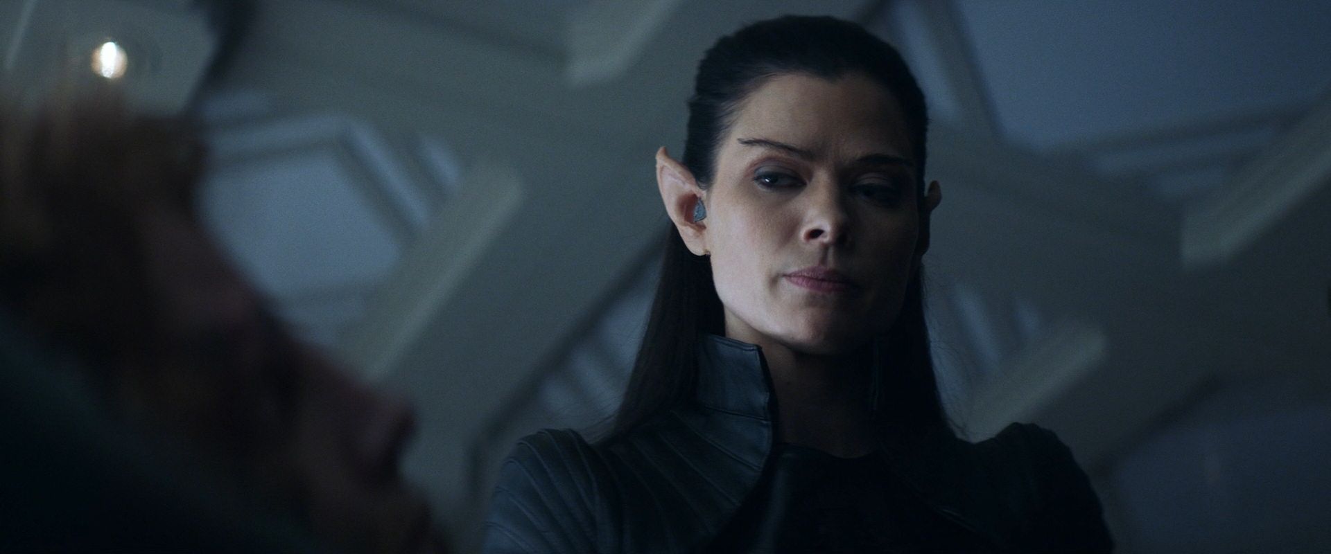 extant_StarTrek_PIC_1x08-BrokenPieces_00613.jpg